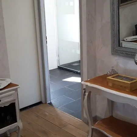 Bed and breakfast La Ferme Pateli Courouvre