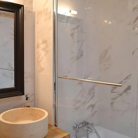 La Ferme Pateli B&B 3*