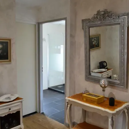 La Ferme Pateli Bed & Breakfast Courouvre