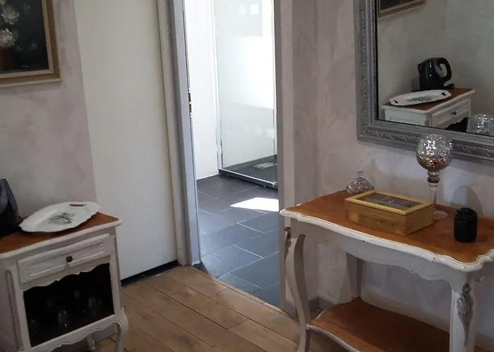 Alojamento de Acomodação e Pequeno-almoço La Ferme Pateli Courouvre